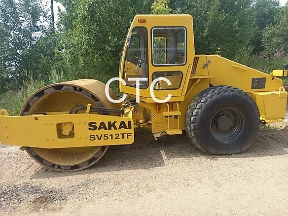SAKAI SV 512TF-H:      Масса  11000 кг.  Ширина  2300 мм