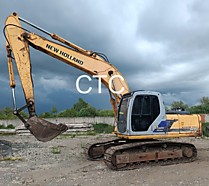 Kobelco sk210:         Масса 20000 кг.    Глубина коп. 6,7 м. Ковш 1 м3.